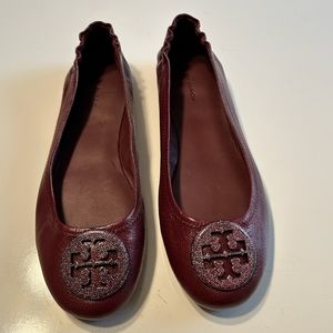Tory Burch Maroon Reva Ballet Flats w/Logo Sz 9 1/2